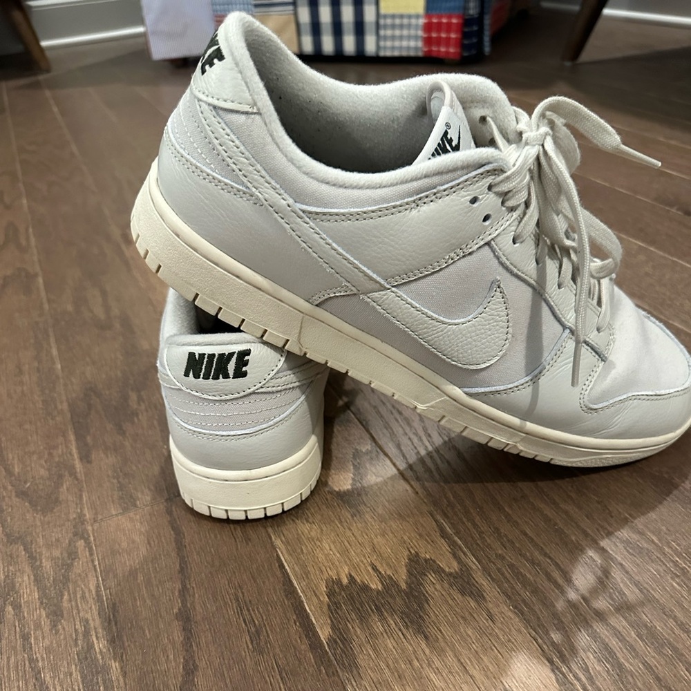 Nike Dunk Low Premium